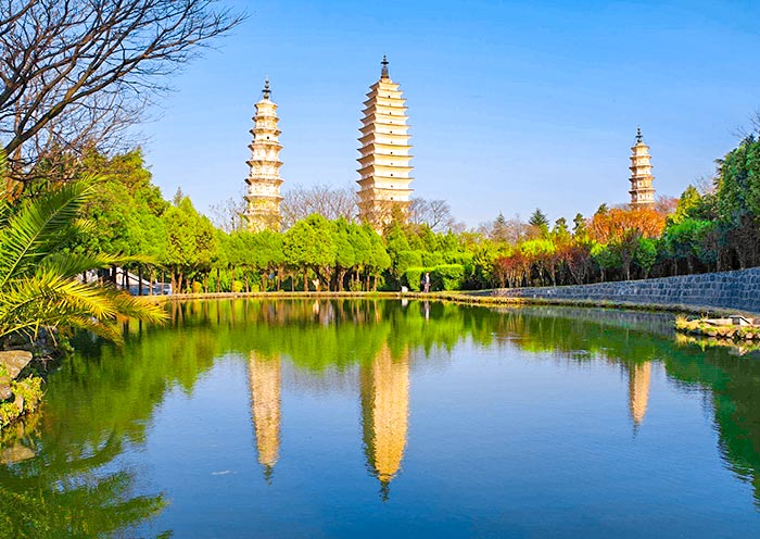 dali-three-pagodas1