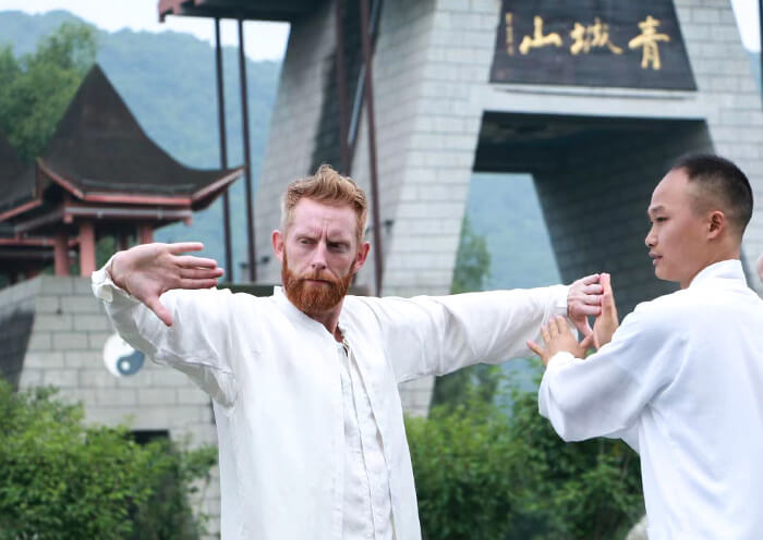 功夫熊貓行 | 成都+都江堰熊貓基地+青城山+都江堰2日遊（熊貓誌願者+功夫課+水利工程）