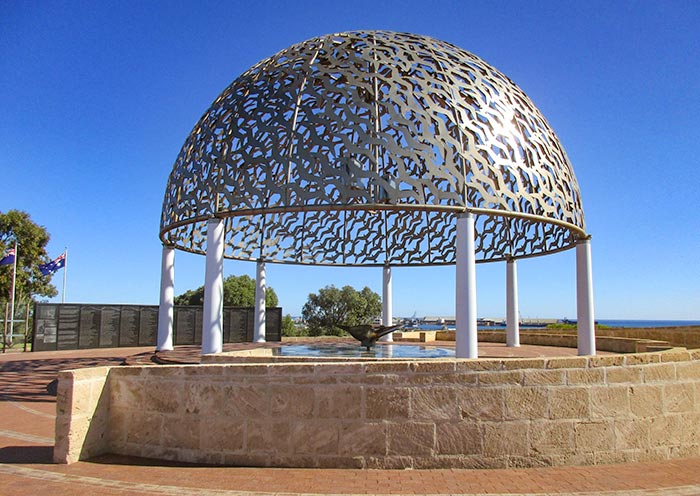 hmas-sydney-2-memorial1