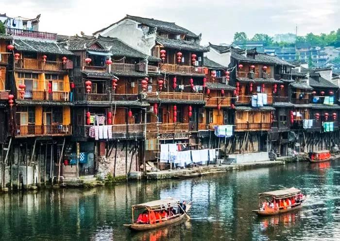 zhangjiajie-fenghuang-ancient-town3